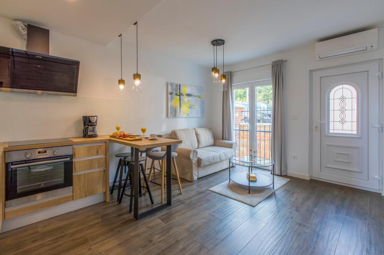 Palace Paulina Residence Нови Винодолски Екстериор снимка