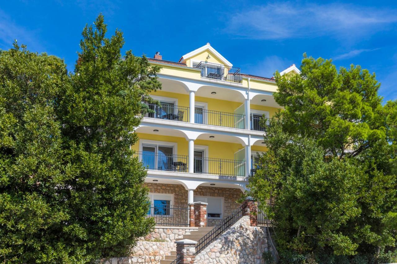 Palace Paulina Residence Нови Винодолски Екстериор снимка